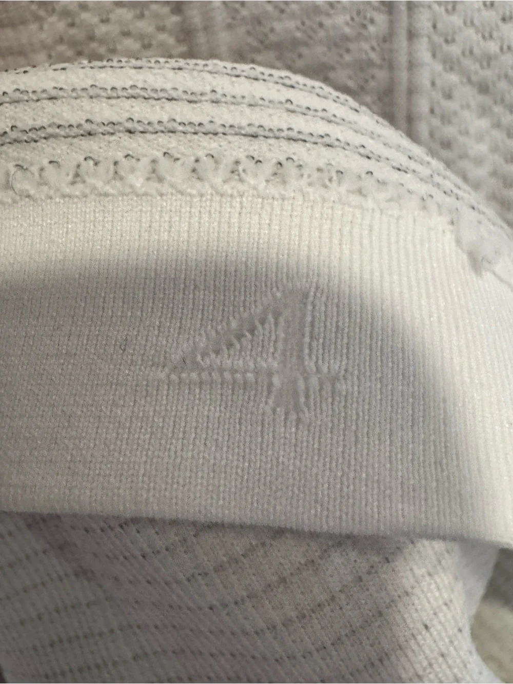 Lululemon Swiftly Tech Long Sleeve Crew in White Sz 4